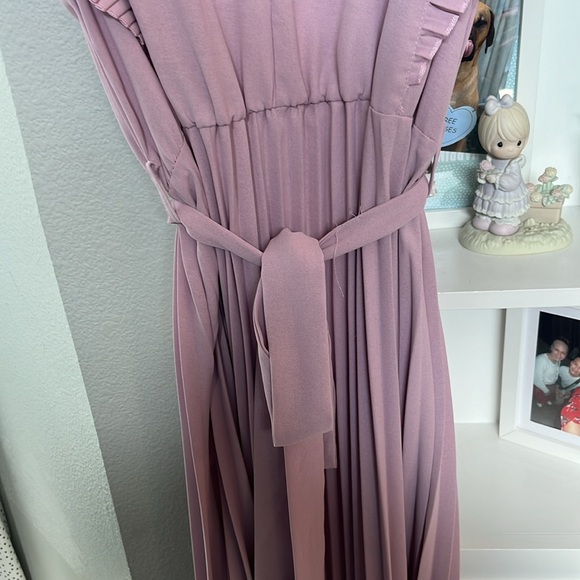 pleated maxi dress - Picture 4 of 7
